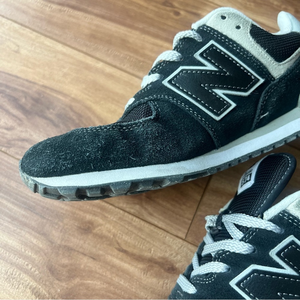New Balance 574 Sneakers | Black, Grey & White - Picture 6 of 13